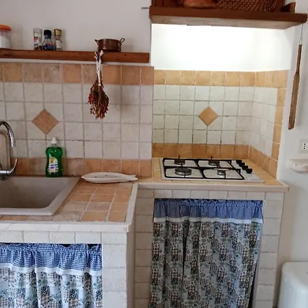 Trulli La Collinetta Tatil Evi *