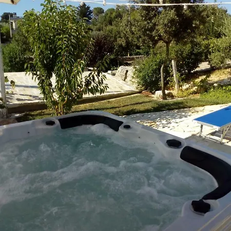 Trulli La Collinetta Tatil Evi