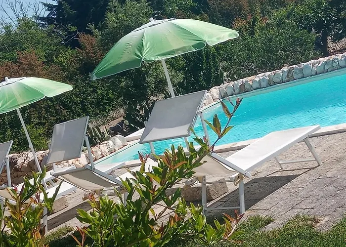 Trulli La Collinetta בית נופש