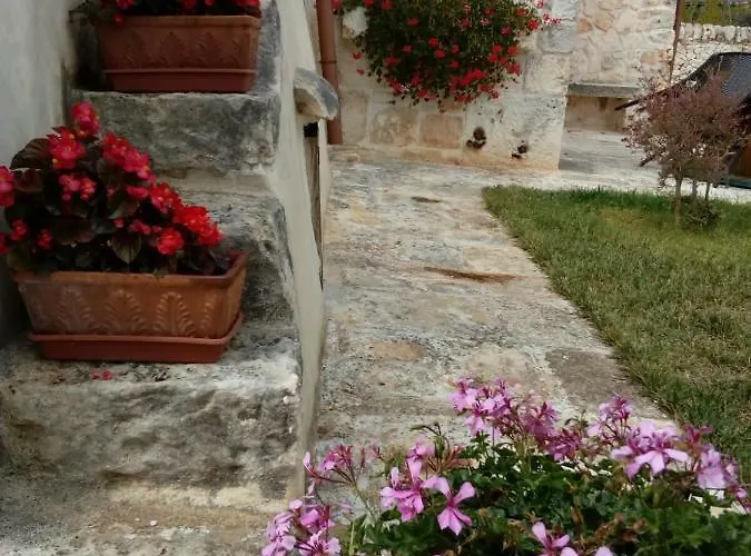 בית נופש Trulli La Collinetta